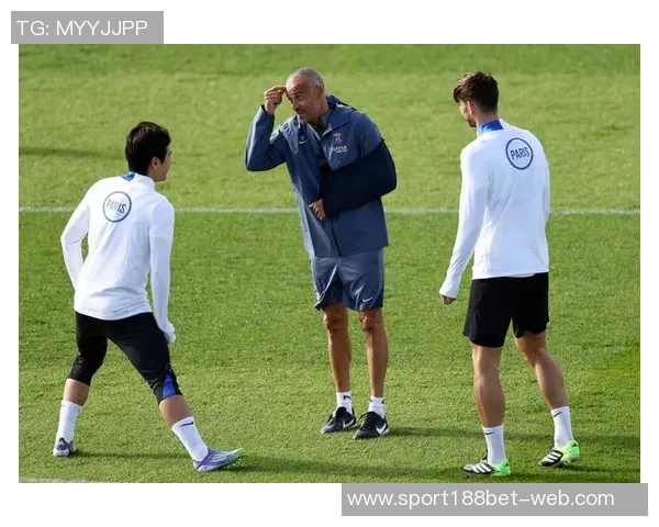 舍瓦利耶依然是巴黎主力门将恩里克始终信任他的表现与能力 舍瓦利耶依然是巴黎主力门将恩里克始终信任他的表现与能力