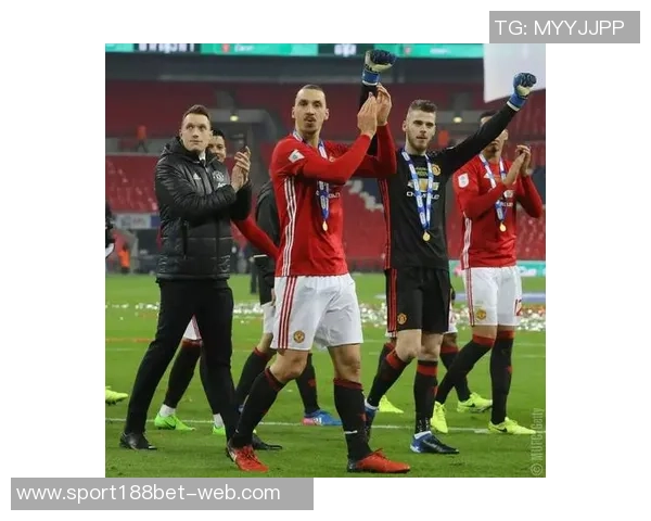 博斯解释佩里西奇替补原因强调赛程密集需保持球员健康 博斯解释佩里西奇替补原因强调赛程密集需保持球员健康